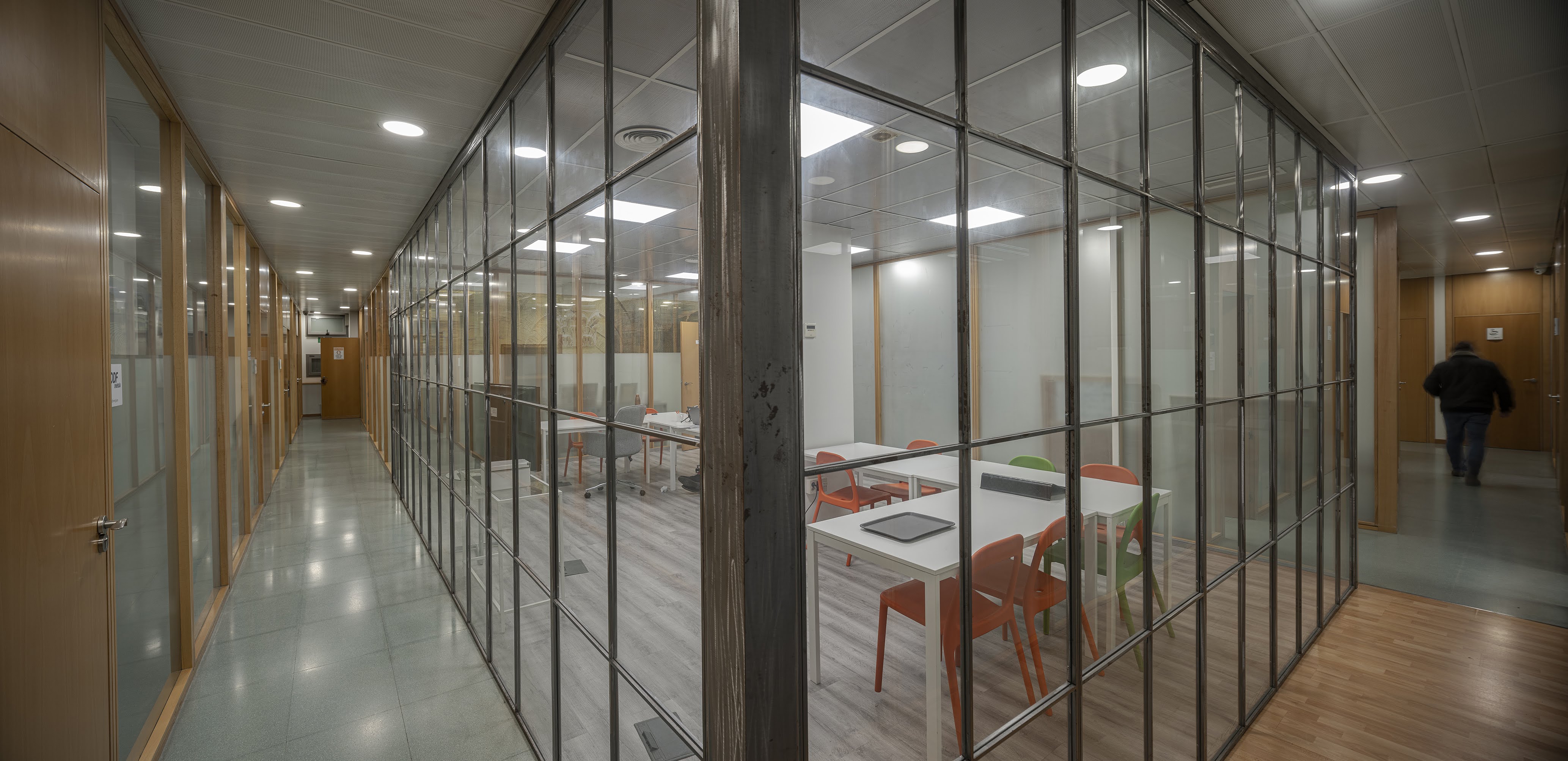 Aula de oposiciones y talleres Mérida